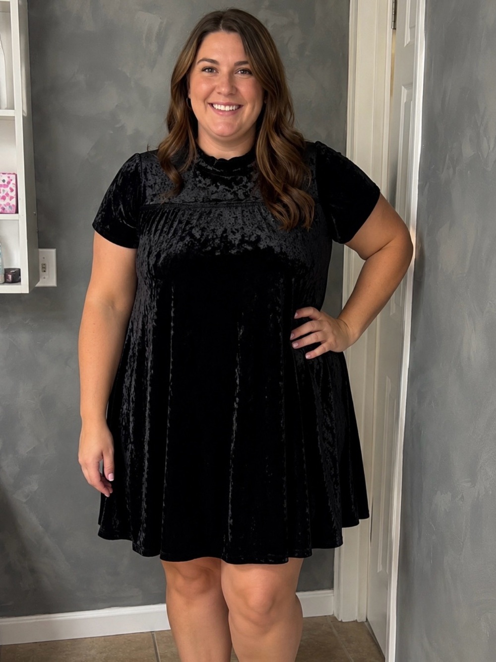 Perceptions Black Crushed Velvet Short Sleeve Mini Dress, Women’s Size 16, Y2K
